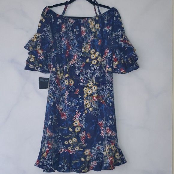 NWT - Gabby Skye Women's Berry Print Dress - Picture 3 of 8